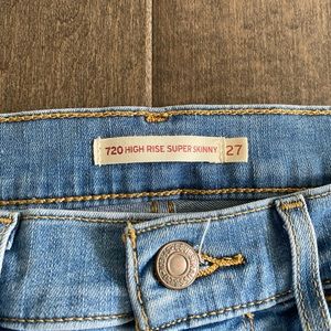 Levi Jeans 720 Size 27